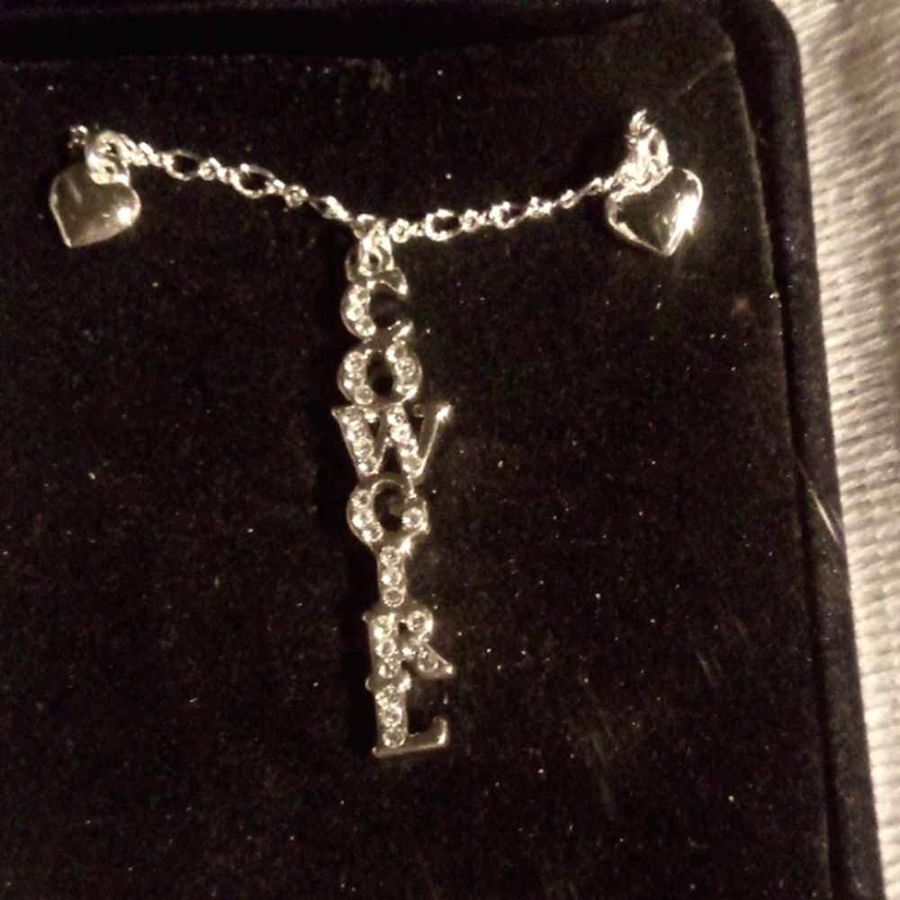 Montana Silversmiths cowgirl